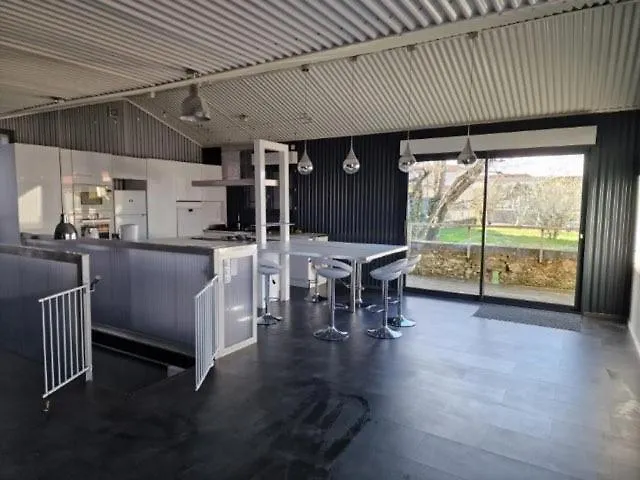 Hotel Les Cerisiers 2 à Nogaro France