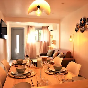 #golden Dream's By Nogar'homes -wi-fi-netflix-climatisation-parking Appartement